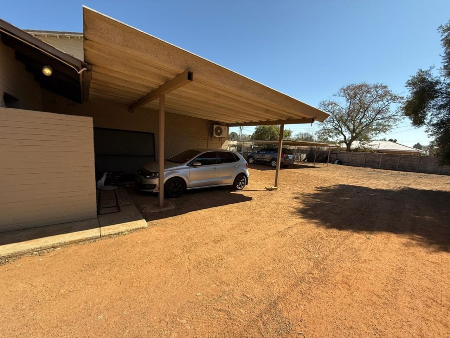 3 Bedroom Property for Sale in Declercqville North West